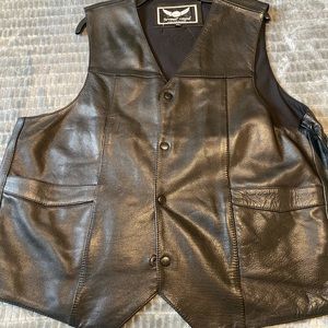 Men’s leather vest, XXL